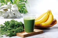 ローソン「MACHI cafe＋」より『グリーンスムージー』新発売！国産ケールと生バナナの自然な味わいが楽しめるスムージー