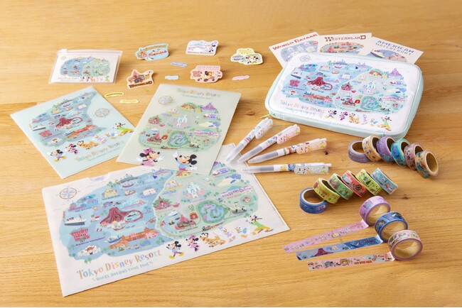 東京ディズニーリゾート（R）のパークのマップをモチーフにしたグッズが7月11日（木）に新登場！同デザインのフードスーベニアは7月1日（月）より販売開始