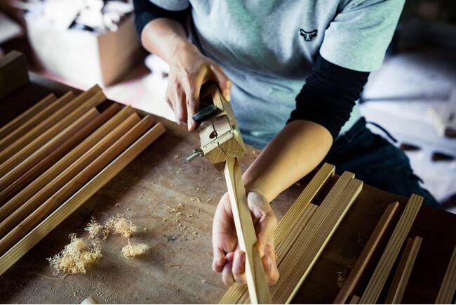 【界】地域の文化を継承する職人や作家、生産者の技に触れる体験「手業（てわざ）のひととき」予約受付開始｜2024年6月12日