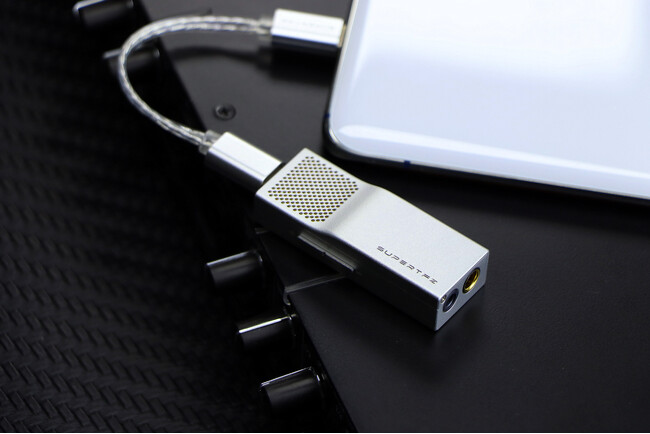 【SUPERTFZ】DACチップにCS43198をデュアル実装し、超小型ながら3.5mm出力と4.4mmバランス出力を備えたUSB-DAC/ヘッドホンアンプ「DECO.5」が登場！