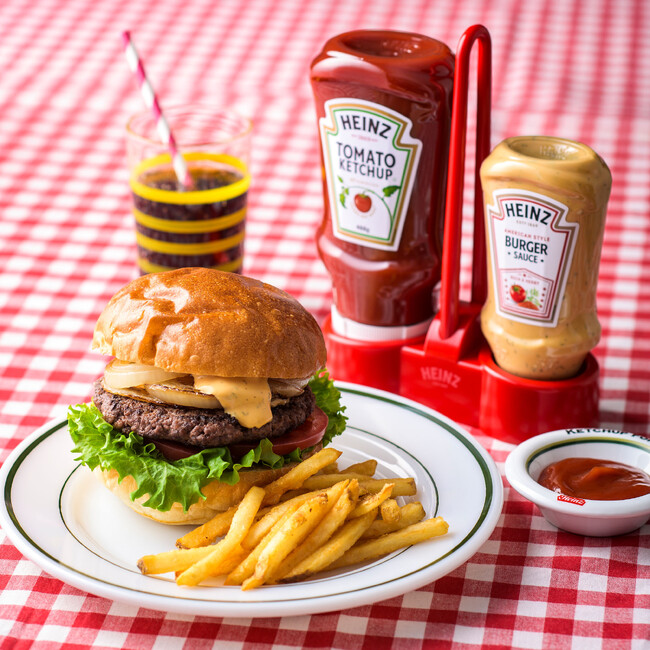 バーガー好き必須！限定品ケチャップスタンドや業務用バーガーソースなど　お家でグルメバーガー店を再現できる限定グッズを販売