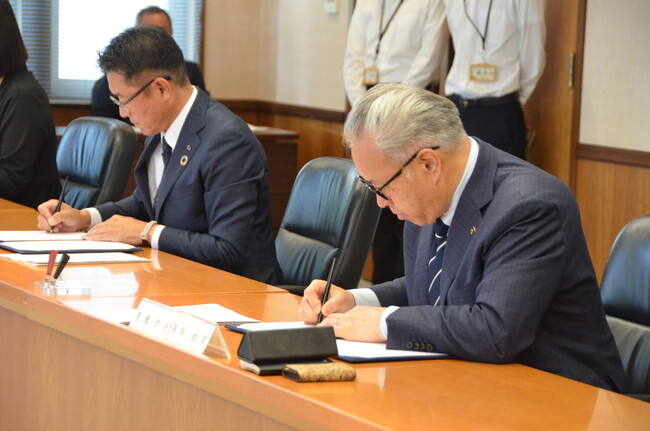 愛知県豊橋市と中部電力パワーグリッド（株）豊橋支社　ゼロカーボンシティとよはしの実現に向けた連携協定を締結
