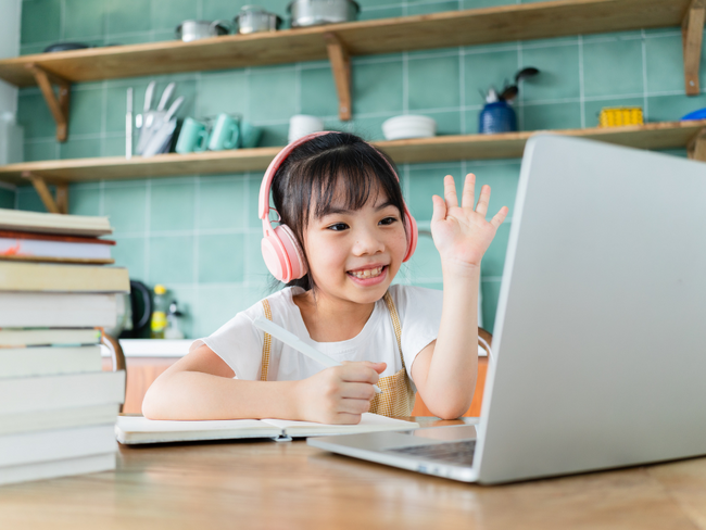 不登校生のためのメタバース教室「SUPER SCHOOL」試験運用開始！