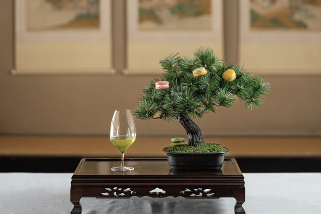 オープン1周年記念！カフェ『Made in ピエール・エルメ 和多屋別荘』のスペシャルアフタヌーンティーを水明荘 特別貴賓室「洗心」にて、7月27日（土）に開催