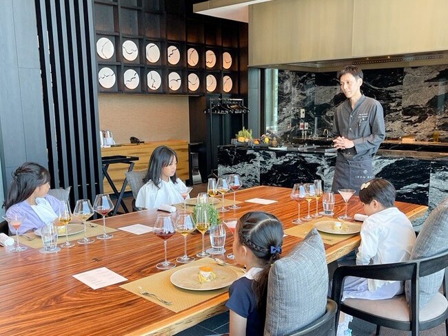 【ウェスティンホテル横浜】お子様を対象に一流のテーブルマナーと料理を学ぶ2つのワークショップを開催