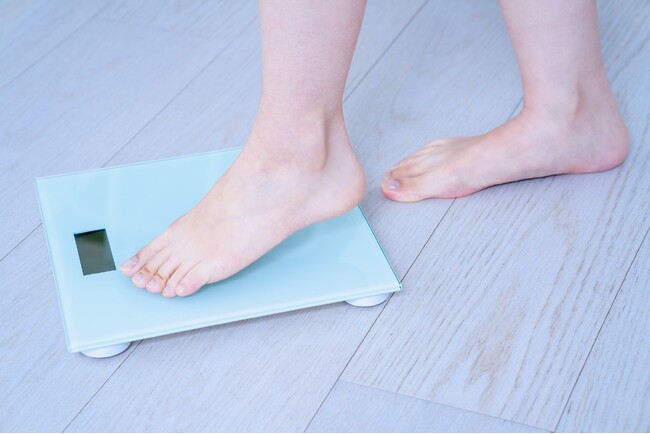 ダイエットを継続させる工夫は「食べたいものはカロリーが低いものに代替して食べる」こと！？20代～50代の男女を対象に「ダイエットに関する調査」を実施！