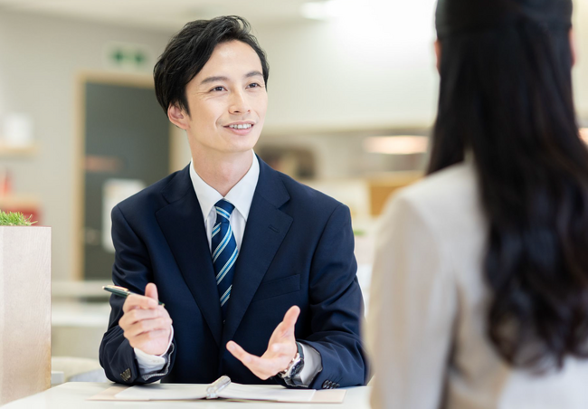【顧問制度開始】上場企業役員経験者やナショナルブランドへの営業経験者が対象。今話題のITツールやAI製品のクライアントの紹介が主な業務となります。