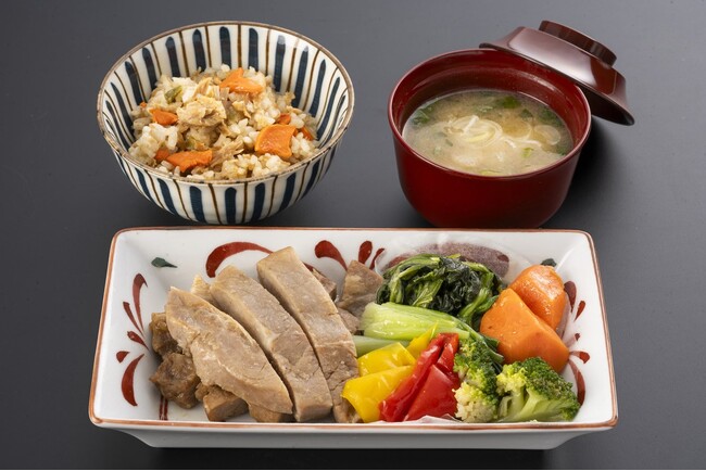 味の素(株)とJAL、パリ2024オリンピック開催に合わせて機内およびラウンジで特別メニューを提供