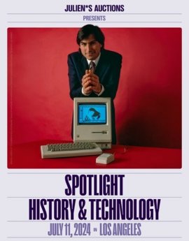 SPOTLIGHT HISTORY & TECHNOLOGY (C)Julien's Auctions/コンピューターと写るジョブスの写真クレジット:Library of Congress, Prints & Photographs Division, photograph by Bernard Gotfryd SPOTLIGHT HISTORY & TECHNOLOGY (C)Julien's Auctions/コンピューターと写るジョブスの写真クレジット:Library of Congress, Prints & Photographs Division, photograph by Bernard Gotfryd