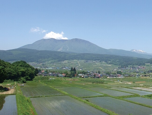 結婚する方へ　１００万円を助成します！　長野県 飯綱町 結婚新生活支援事業補助金