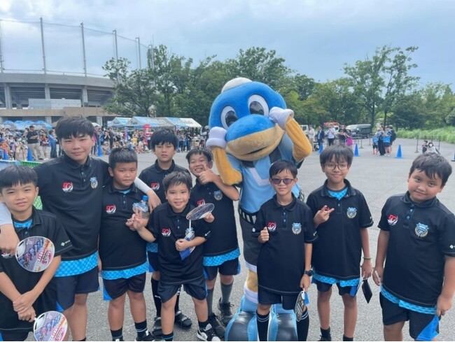 川崎フロンターレ・ベトナムスクール生の知事表敬について