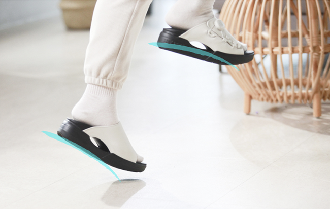 6月30日まで！履くだけで、カラダ整う。20年間、姿勢と土踏まず研究し続けたメーカー発！至高のリカバリーサンダルを手にいれる最後のチャンス！