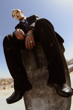 edhiii boi、新曲「夏休み feat. School Boi」が7月17日(水)リリース決定！リリース記念展示会『edhiii boi is here』開催決定！