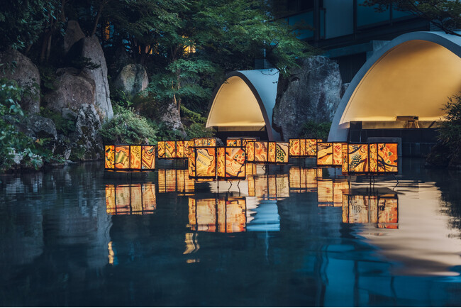 【界 津軽】祭りを鮮やかに彩ったねぷた絵を、地域の伝統文化を伝える露天風呂の灯りに再活用『黒石いろどりねぷた灯篭』誕生