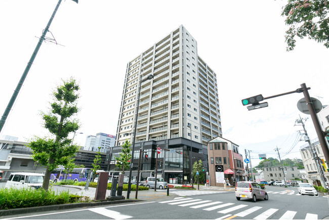 「小田原駅前分譲共同ビルマンション建替事業（レーベン小田原 THE TOWER）」完成に関するお知らせ