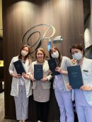 美容医療トップランナーの田中先生と共に 美容医療トップランナーの田中先生と共に