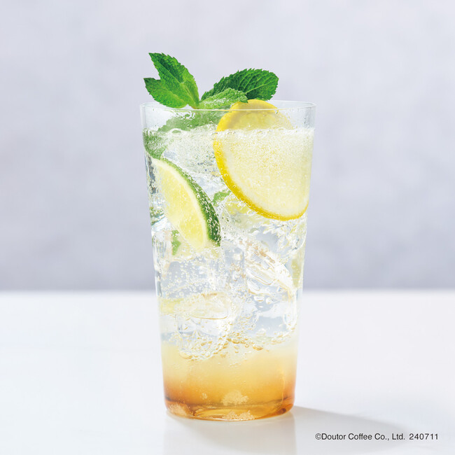 暑さを忘れ、涼しく爽快なひとときを！ エクセルシオール カフェで7月11日よりソーダやアイスケーキ、エクセごはんの新作が登場