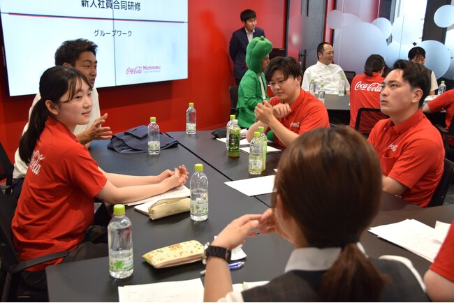 みちのくコカ・コーラボトリング、三陸鉄道と新入社員合同研修を実施