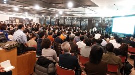 個人向け相談会の様子 個人向け相談会の様子