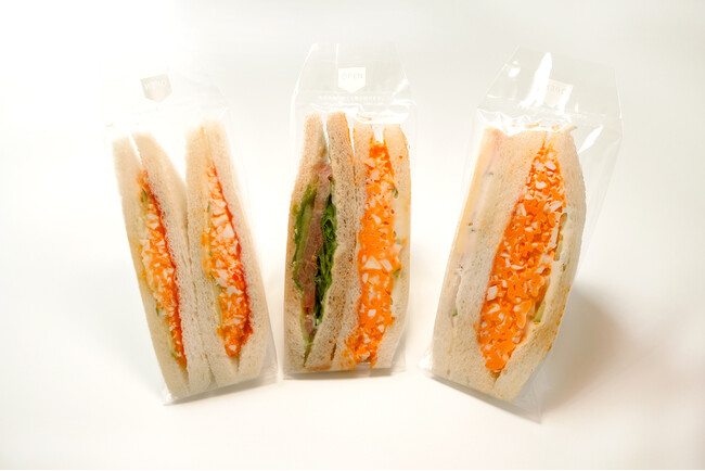 物価高でも買いやすく手軽で食べやすい三角サンドイッチへ変更　たまごサンドを中心に３種類を新発売