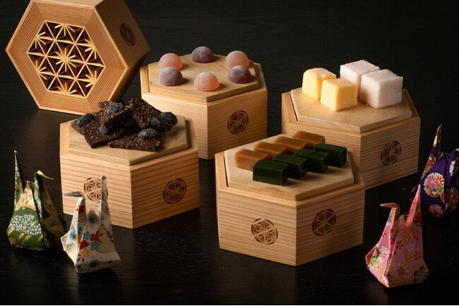 【イノベーティブ・フレンチ ワタハン by Furuyu Onsen ONCRI】新たにイノベーティブなプレゼンテーションをクリエイト。オリジナル ミニャルディーズを提供開始