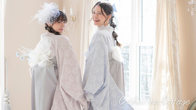 【ドレスライクなNEO袴スタイル】和の伝統美に、洋の繊細な美しさをプラスした袴コーデセット～キャサリンコテージオリジナルの「着付け簡単袴」シリーズに洋風テイストが華やかなレディース袴が新登場！
