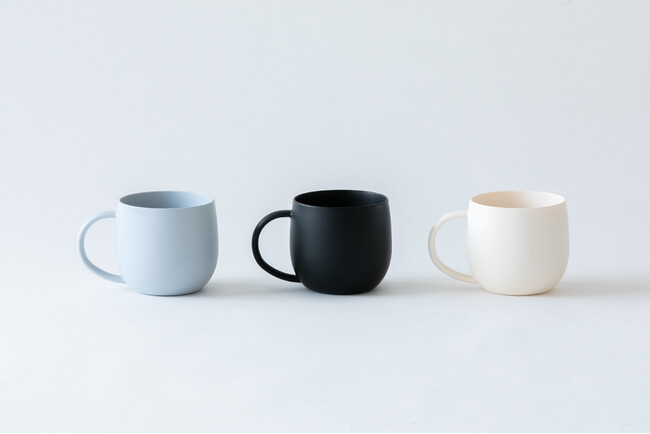 清水商事株式会社、持続可能なテーブルウェアブランド「hibicolle」に新商品追加。便利でエコな「ほわりマグカップ」を発売！