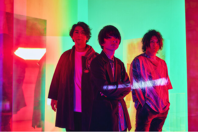 2019年7月に開催したUNISON SQUARE GARDEN 結成15周年記念ライブ「プログラム15th」をライビュー！で体感しよう