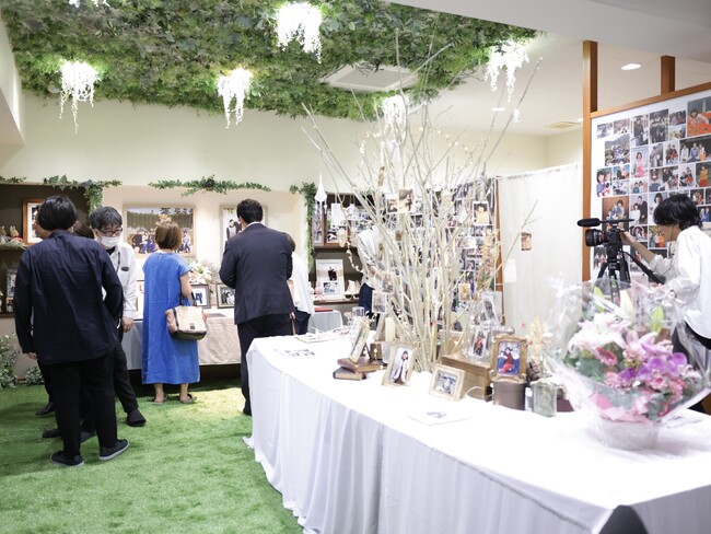 写真スタジオタートル、生き様を写真で表す個展のプロデュースを開始