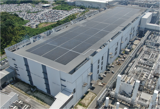 キオクシア四日市工場第5製造棟でオンサイト型自家消費太陽光発電サービスを開始