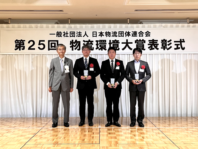 需要予測データ活用による物流改善で年間約500台車両削減