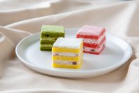 ３色餅ケーキ？それはまるで餅の食感の生ケーキです！「お～！ＭＯＣＣＩ」ジェイアール京都伊勢丹店にて７月２日 新発売！【パティスリー洛甘舎】