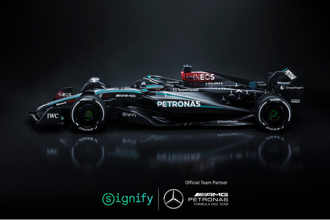 シグニファイ とメルセデス AMG ペトロナス F1 チームが、トラックの内外でイノベーションを推進する新たなパートナーシップを開始
