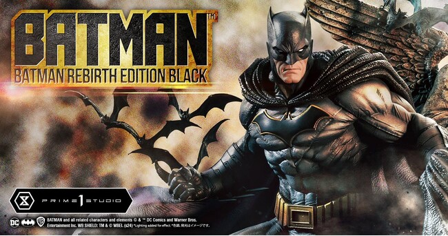 「バットマン Rebirth」のポリストーン製スタチューを、ブラックとブルーの2色でリリース