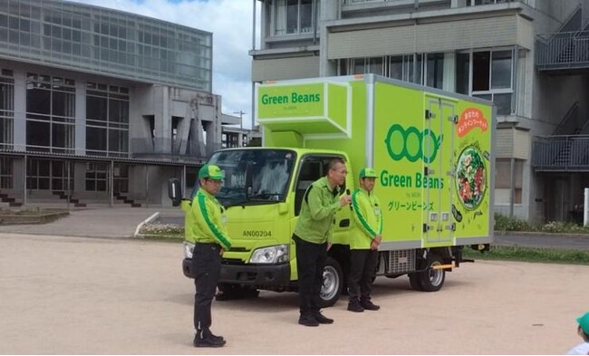 千葉市内の５カ所の小学校でイオンネクストデリバリーが『交通安全教室』を開催