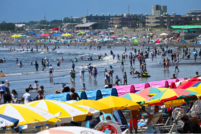 2024年夏は海水浴に行く？30代女性に聞きました！海水浴で困る・嫌なこと2位は「シャワーが狭い・汚い」、1位は？