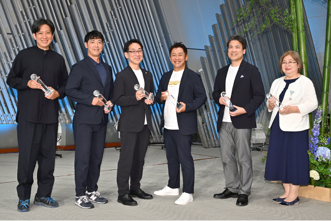 グロービス経営大学院、第20回「グロービス アルムナイ・アワード」を授与 「あすか会議2024」にて授賞式、社会や組織の創造と変革を実践した6氏へ