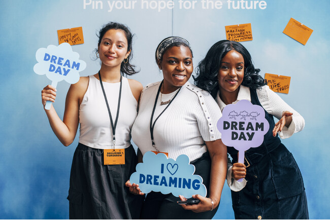 コーチ財団、 コーチの循環型ものづくりのブランド “コーチトピア” とのパートナーシップで “Dream Day 2024”を祝う