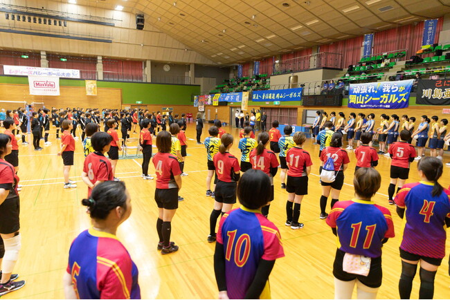 （株）フジ様と協働でマルナカ×岡山シーガルズ杯 レディースバレーボール大会を開催