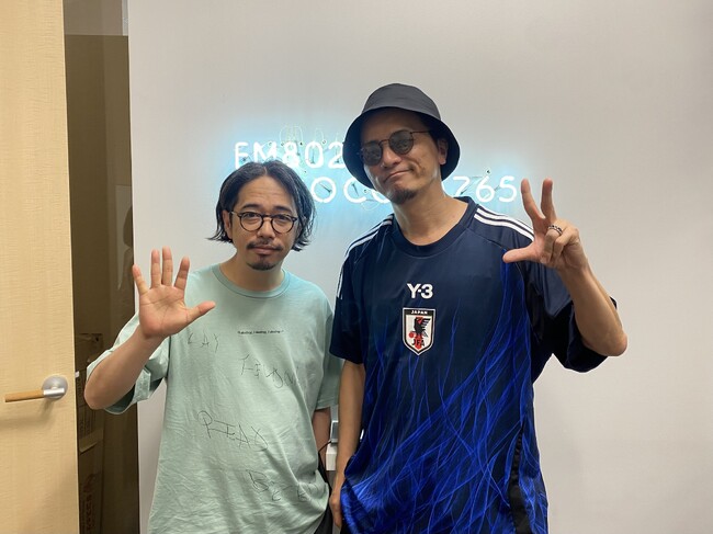 GotchとKREVAがDJを務めるFM802 1時間の特別番組。辰年生まれ年男の2人によるドラゴントークをお楽しみに！