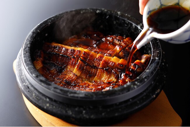 夏本番！ジュウジュウと音まで美味しい、石焼きで愉しむ「鰻まぶし」や王道「鰻重」など夏のごちそうグルメ登場！