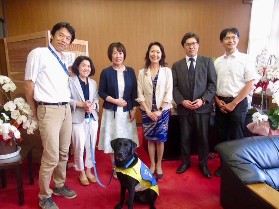 【介助犬の認知度向上へ】日本介助犬協会が大阪府大東市 逢