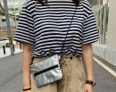 メタリックシルバー