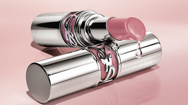 YSLのポップアップイベント『YSL LOVESHINE FACTORY』に齋藤飛鳥、藤田ニコル、三吉彩花、山田杏奈ら豪華ゲストが来場。