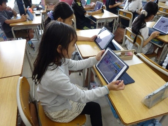 横浜市の過大規模校の学校図書館における電子書籍を試行導入します。