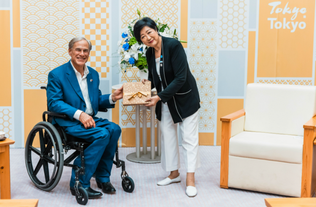 テキサス州アボット知事、東京にて愛知県との新たな相互協力声明に署名、小池百合子東京都知事とも会談を実施