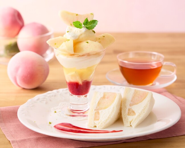 【Afternoon Tea】新作 “白桃スイーツ” が登場！3店舗限定「白桃づくしのスイーツプレート」や、ルミネ有楽町限定 “まるごと白桃×アールグレイ” のご褒美ミルフィーユも