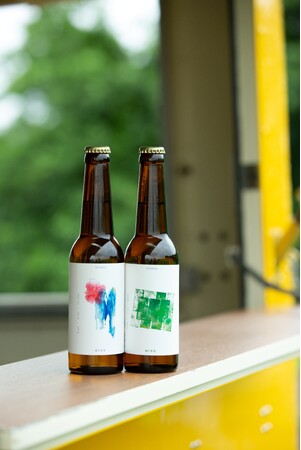 八ヶ岳山麓のクラフトビールブランド『縄文麦酒』が、「八ヶ岳生とうもろこし」で人気の『ハマラノーエン』が運営する夏季限定直売所に初出店！