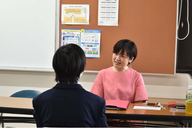 地域で育つ子どもに自律的なキャリアを　名古屋市の児童養護施設の生徒に模擬面接でキャリア支援