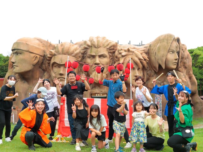 夕暮れに染まる忍里の夏祭り、ひと夏の思い出を楽しもう！『NARUTO＆BORUTO 忍里　～忍里夏祭り～』